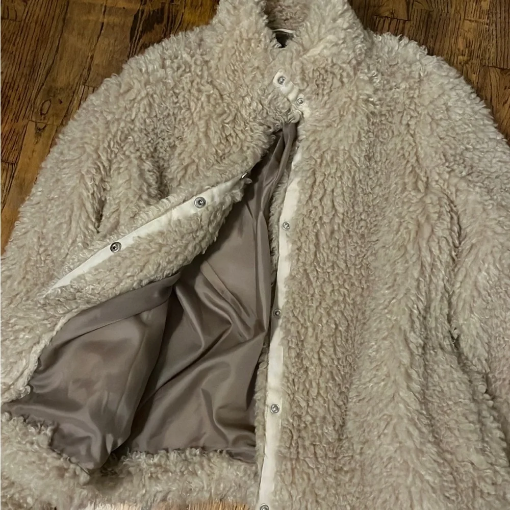 Vero Moda women’s jacket - Picture 2 of 4